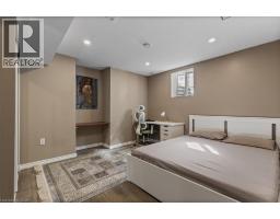 304 FALLING GREEN Crescent - 38