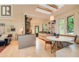 189 FORSYTH Drive - 12