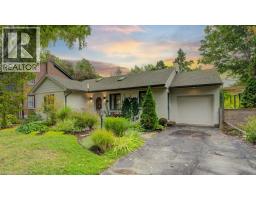 189 FORSYTH Drive - 2