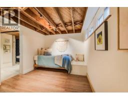 189 FORSYTH Drive - 32