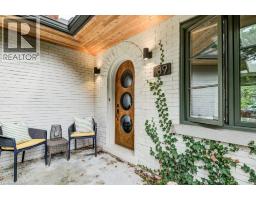 189 FORSYTH Drive - 6