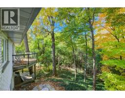 279 FERNDALE Place - 38