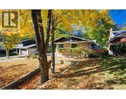 279 FERNDALE Place - 41