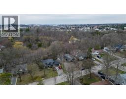 279 FERNDALE Place - 5