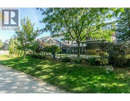 19 TREMAINE Drive - 40
