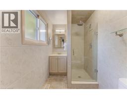 276 LAURENTIAN Drive - 16