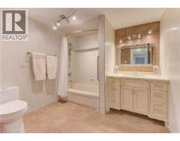 276 LAURENTIAN Drive - 22