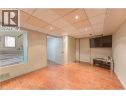 276 LAURENTIAN Drive - 23