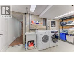 276 LAURENTIAN Drive - 25