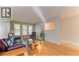 276 LAURENTIAN Drive - 5