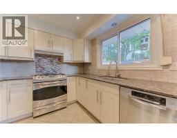 276 LAURENTIAN Drive - 7