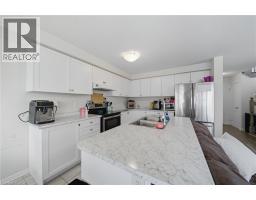 176 MACLACHLAN Avenue - 12