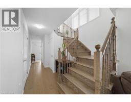 176 MACLACHLAN Avenue - 7