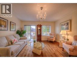 970 ZELLER Crescent - 14