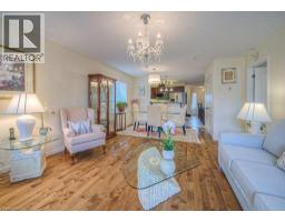 970 ZELLER Crescent - 19