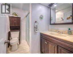 970 ZELLER Crescent - 28