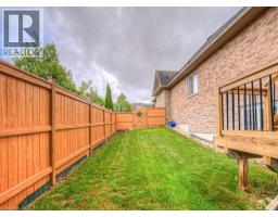 970 ZELLER Crescent - 35