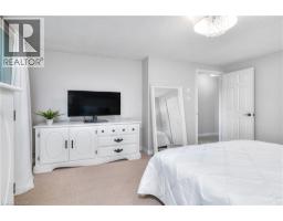 27 WHEATFIELD Crescent - 19