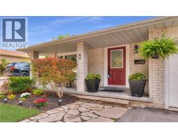 27 WHEATFIELD Crescent - 4
