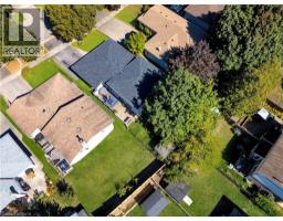 27 WHEATFIELD Crescent - 45