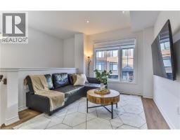 461 BLACKBURN Drive UnitNo. 35 - 3