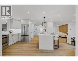 12 SCHEIFELE Place - 12