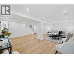 12 SCHEIFELE Place - 32