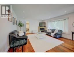 20 GOLDFINCH Street - 12