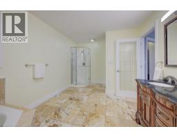 20 GOLDFINCH Street - 18
