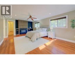 20 GOLDFINCH Street - 20