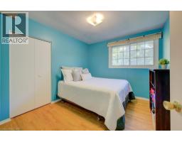 20 GOLDFINCH Street - 24