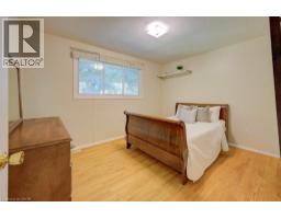 20 GOLDFINCH Street - 26