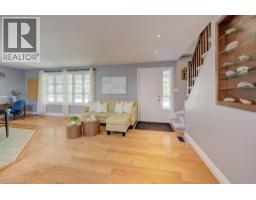 20 GOLDFINCH Street - 5