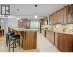 20 GOLDFINCH Street - 9