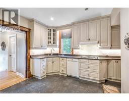410 MAIN Street W - 12