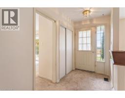 847 CARLUKE Road W - 11