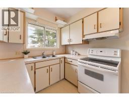 847 CARLUKE Road W - 21