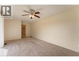 847 CARLUKE Road W - 24