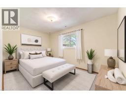 847 CARLUKE Road W - 28