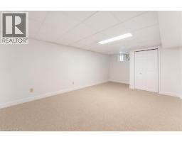 847 CARLUKE Road W - 36