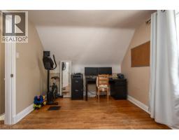 186 HIGHLAND Road E - 24