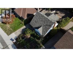 186 HIGHLAND Road E - 43