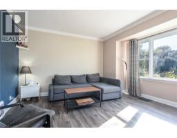 186 HIGHLAND Road E - 8