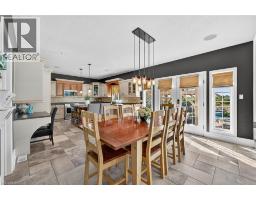 8 BLACKBURN Court - 12