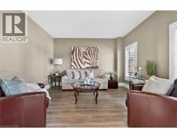 8 BLACKBURN Court - 21