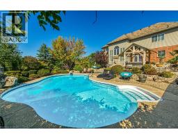 8 BLACKBURN Court - 3