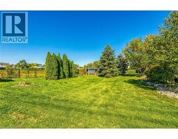 8 BLACKBURN Court - 48