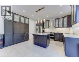 231 GROVEHILL Crescent - 11
