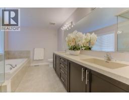 231 GROVEHILL Crescent - 20