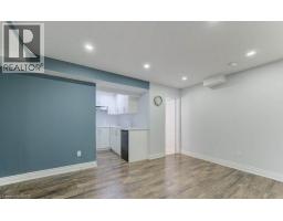 231 GROVEHILL Crescent - 28
